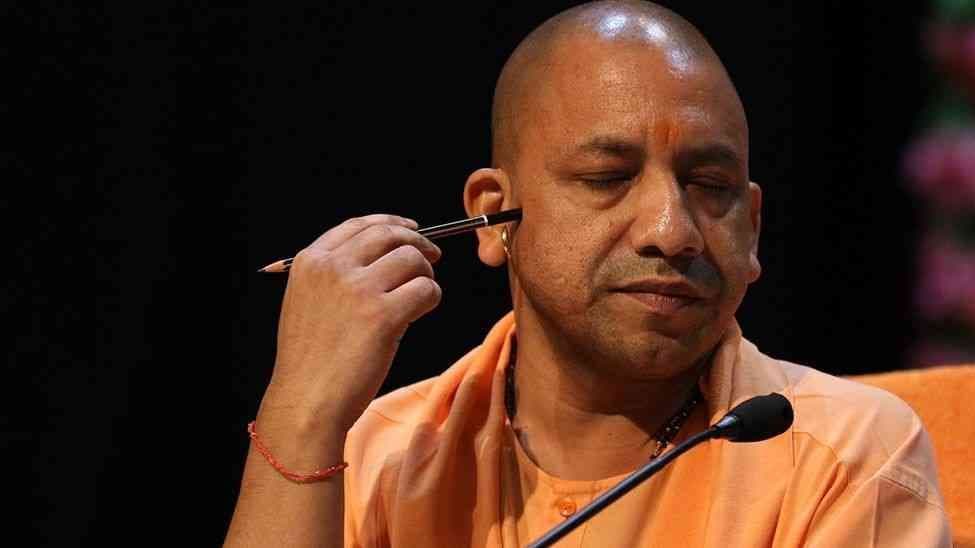 जनता का 2.32 करोड़ रोज़ाना खर्चः योगी सरकार ने विज्ञापनों पर उड़ाने में मोदी 3.0 को भी पीछे छोड़ा जनता का 2.32 करोड़ रोज़ाना खर्चः योगी सरकार ने विज्ञापनों पर उड़ाने में मोदी 3.0 को भी पीछे छोड़ा