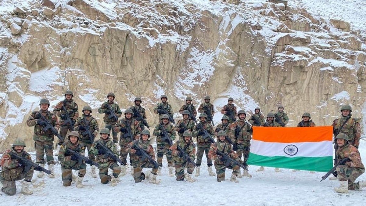 गलवान में ऐसा क्या हुआ कि जनरल नरवणे से जुड़े राहुल के दावे पर बीजेपी बौखलाई? गलवान में ऐसा क्या हुआ कि जनरल नरवणे से जुड़े राहुल के दावे पर बीजेपी बौखलाई?