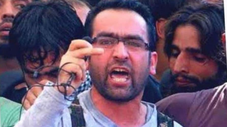 कश्मीर: हिज़बुल का टॉप कमांडर रियाज़ नाइकू मुठभेड़ में ढेर कश्मीर: हिज़बुल का टॉप कमांडर रियाज़ नाइकू मुठभेड़ में ढेर