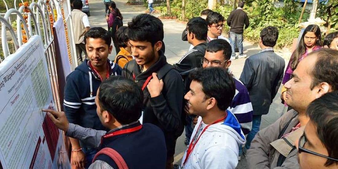 NEET 2026 Paper Leak: हाथ से लिखे गए 'गेस पेपर' के 140 सवाल असली परीक्षा में हूबहू NEET 2026 Paper Leak: हाथ से लिखे गए 'गेस पेपर' के 140 सवाल असली परीक्षा में हूबहू