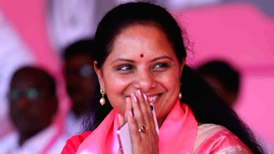 बीआरएस ने के. कविता को पार्टी से क्यों निलंबित किया? पार्टी में अंतर्कलह! NA