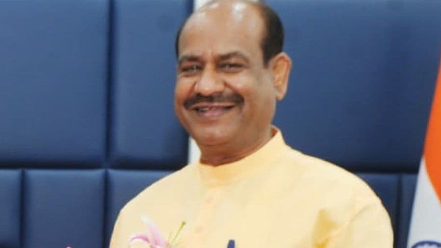 तारिक रहमान के शपथ ग्रहण में लोकसभा स्पीकर बिड़ला जाएँगे; मोदी क्यों नहीं? तारिक रहमान के शपथ ग्रहण में लोकसभा स्पीकर बिड़ला जाएँगे; मोदी क्यों नहीं?