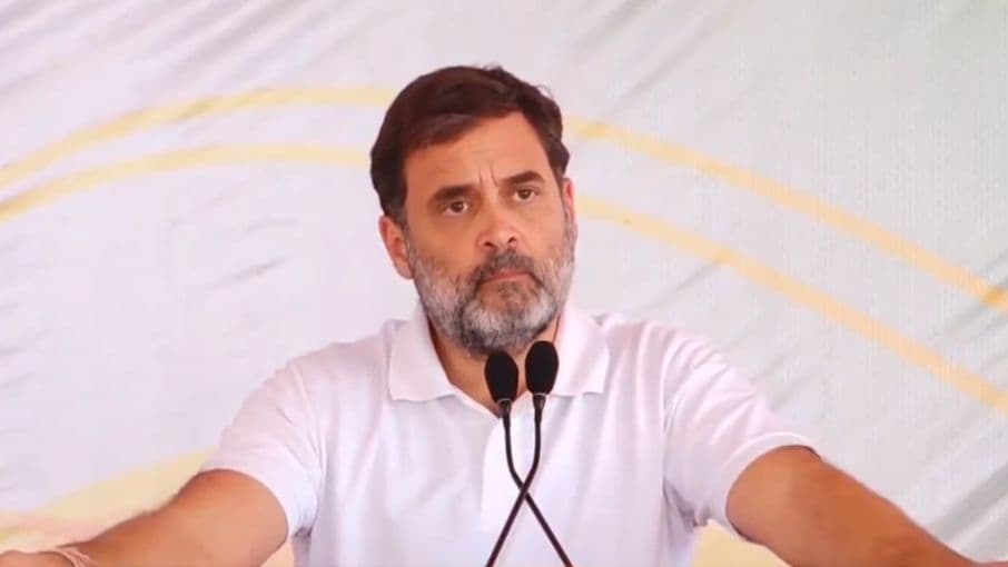 रुपये में गिरावट और महंगाईः राहुल गांधी ने गिनाए चार बड़े असर, मोदी पर हमला रुपये में गिरावट और महंगाईः राहुल गांधी ने गिनाए चार बड़े असर, मोदी पर हमला