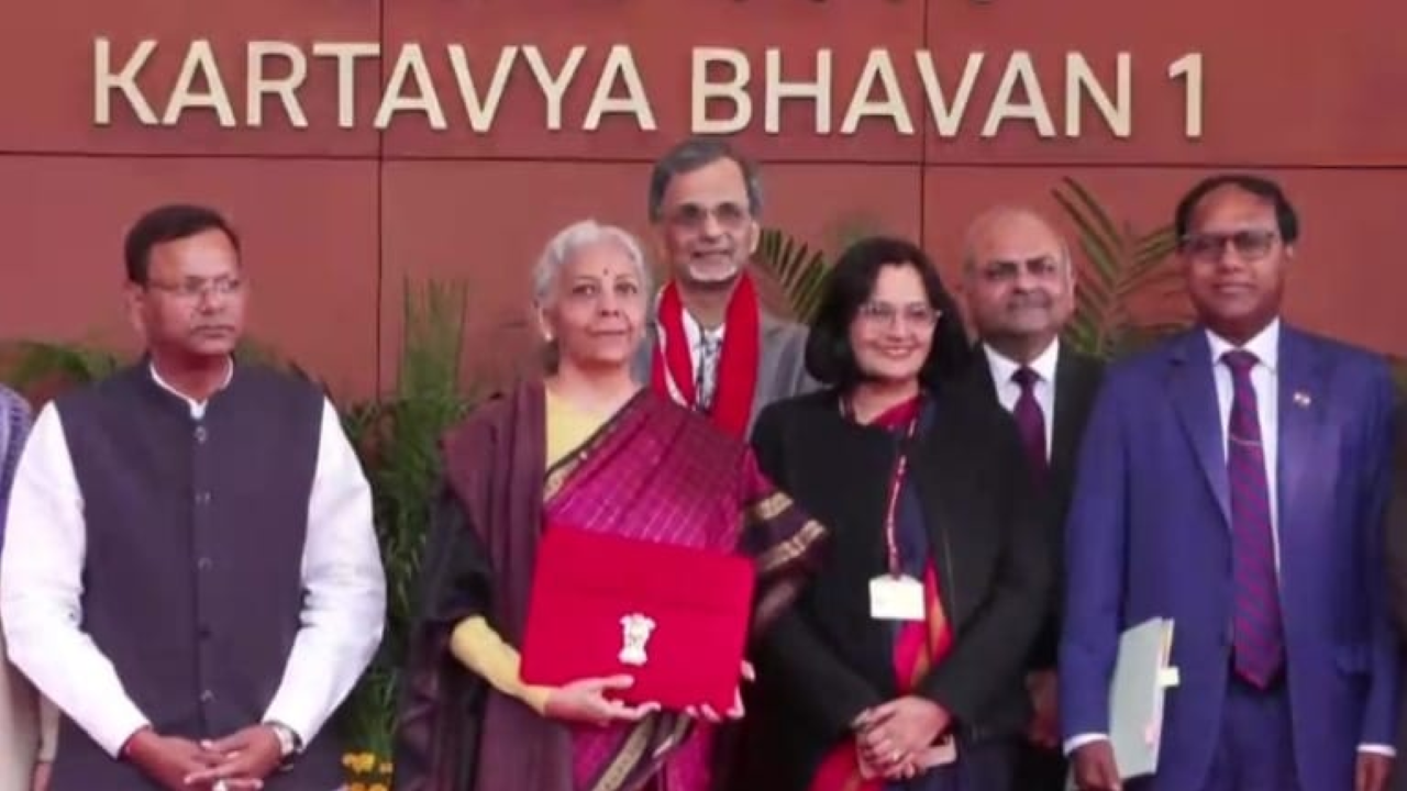 बजट 2026 Live: निर्मला सीतारमण ने कैबिनेट को दी जानकारी बजट 2026 Live: निर्मला सीतारमण ने कैबिनेट को दी जानकारी