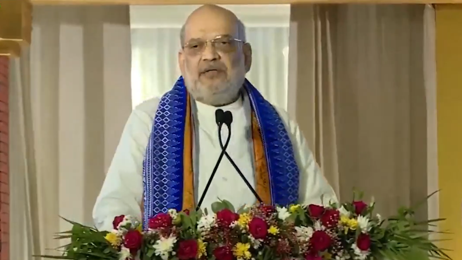 घुसपैठ पर गरजते हैं अमित शाह, लेकिन बिहार में सियासी ‘चुप्पी’ क्यों? घुसपैठ पर गरजते हैं अमित शाह, लेकिन बिहार में सियासी ‘चुप्पी’ क्यों?
