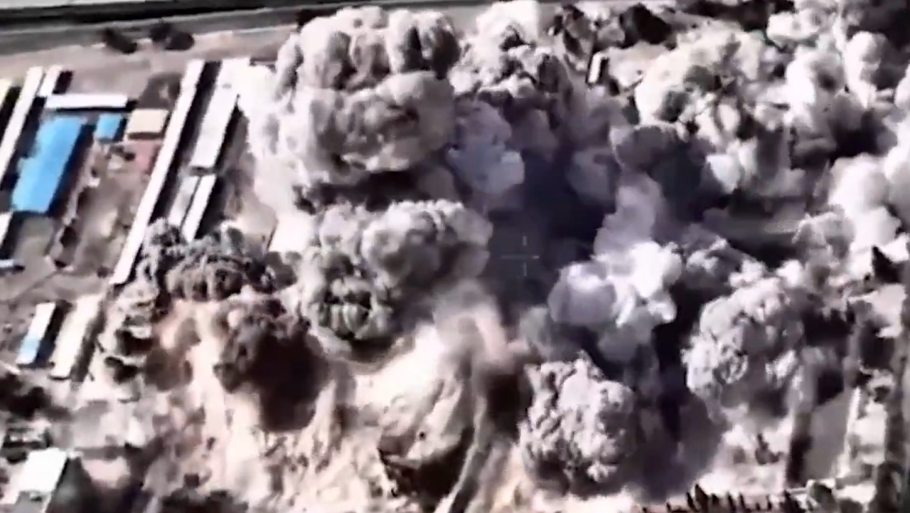 Live ईरान-यूएस युद्धः यूएस अब बात नहींः लारीजानी, अमेरिकी दावा- IRGC मुख्यालय तबाह Live ईरान-यूएस युद्धः यूएस अब बात नहींः लारीजानी, अमेरिकी दावा- IRGC मुख्यालय तबाह