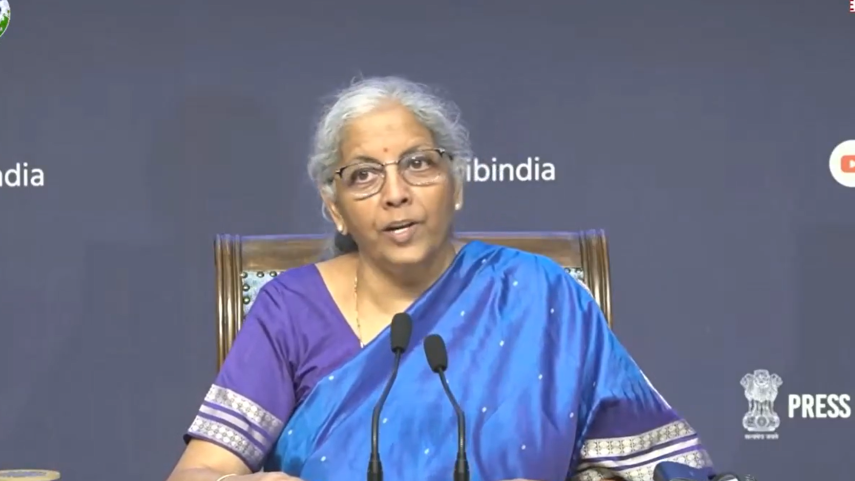 जीएसटी में अब दो स्लैब 5% और 18% रहेंगे, 22 सितंबर से लागू होगी नयी व्यवस्था जीएसटी में अब दो स्लैब 5% और 18% रहेंगे, 22 सितंबर से लागू होगी नयी व्यवस्था