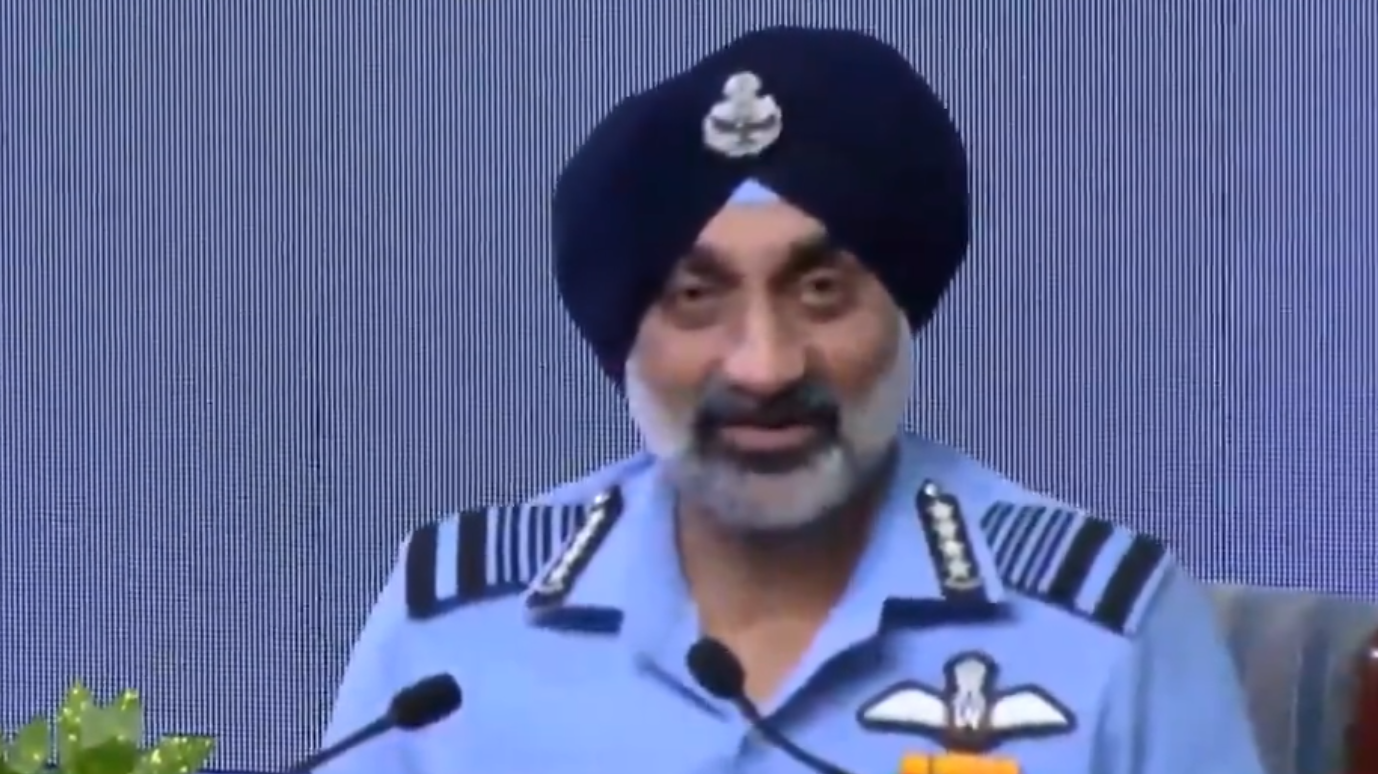 इंडियन एयरफोर्स को हर साल 36-40 फाइटर जेट चाहिए, पाकिस्तान के J-35 से बढ़ी चिंता इंडियन एयरफोर्स को हर साल 36-40 फाइटर जेट चाहिए, पाकिस्तान के J-35 से बढ़ी चिंता