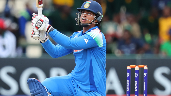 भारत ने जीता छठा अंडर-19 विश्व कप खिताब, सूर्यवंशी के 175 रनों ने इंग्लैंड को रौंदा भारत ने जीता छठा अंडर-19 विश्व कप खिताब, सूर्यवंशी के 175 रनों ने इंग्लैंड को रौंदा