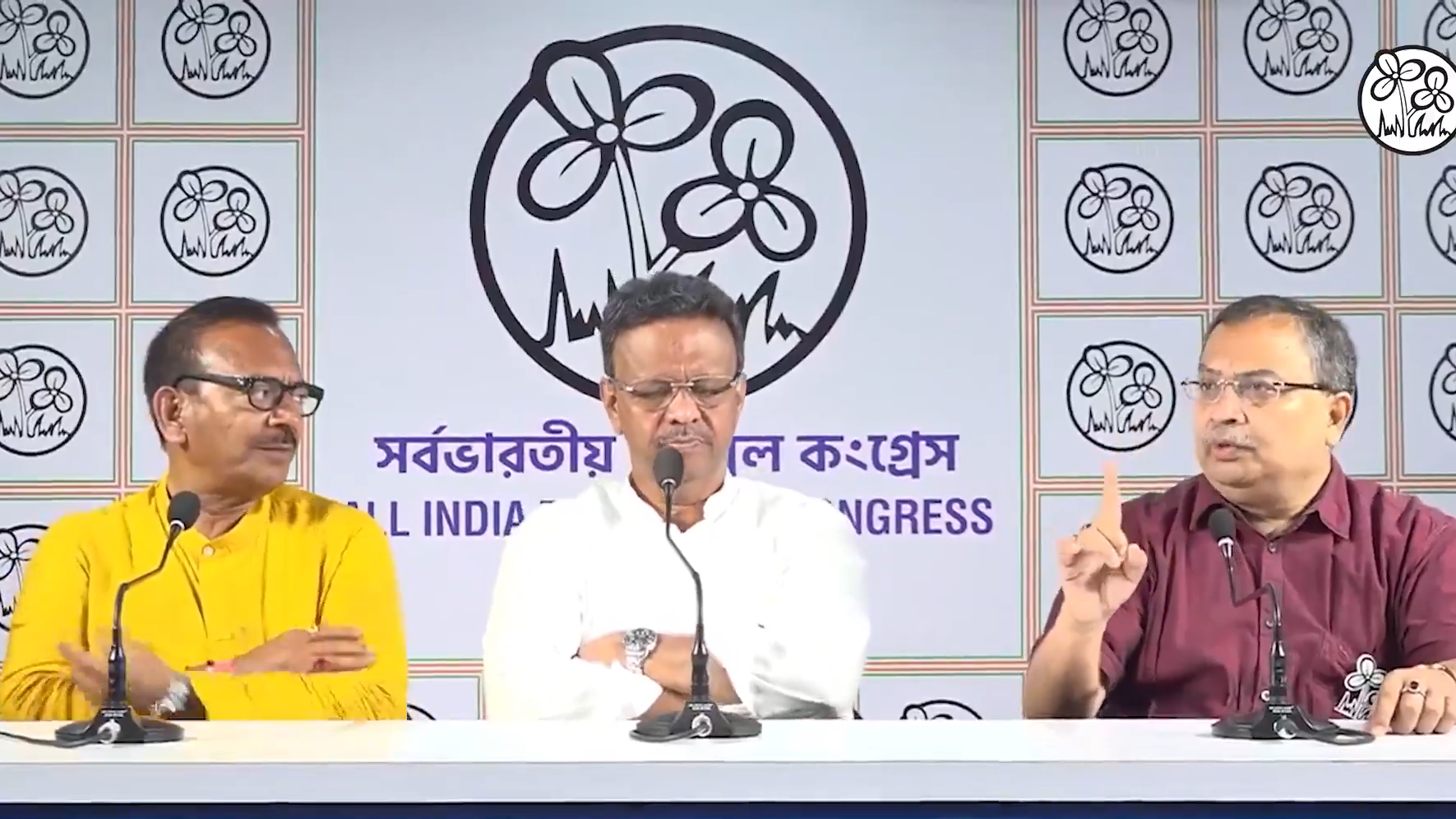 'मुस्लिम वोट के लिए हुमायूँ कबीर की 1000 करोड़ की डील'? TMC ने वायरल वीडियो जारी किया 'मुस्लिम वोट के लिए हुमायूँ कबीर की 1000 करोड़ की डील'? TMC ने वायरल वीडियो जारी किया