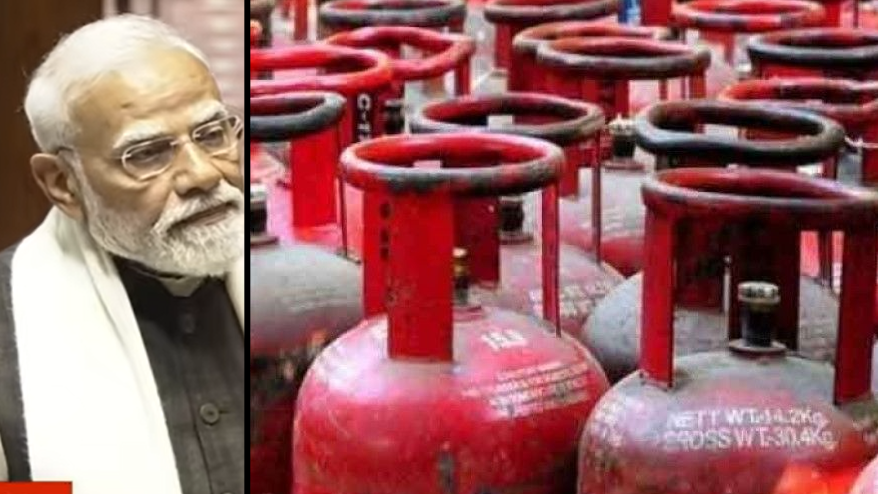 सरकार ने छोटे सिलेंडर पर 51 रुपये बढ़ाए, कमर्शियल भी महंगा, ब्लैक में बिक्री ज़ोरों पर सरकार ने छोटे सिलेंडर पर 51 रुपये बढ़ाए, कमर्शियल भी महंगा, ब्लैक में बिक्री ज़ोरों पर