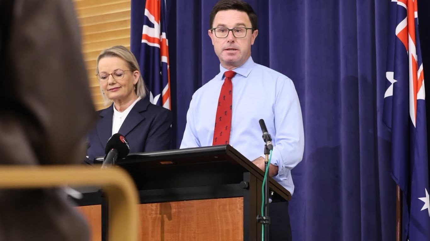 ऑस्ट्रेलिया में 49 साल में पद से इस्तीफा, भारत में 75 पार भी राजनीति! ऑस्ट्रेलिया में 49 साल में पद से इस्तीफा, भारत में 75 पार भी राजनीति! 