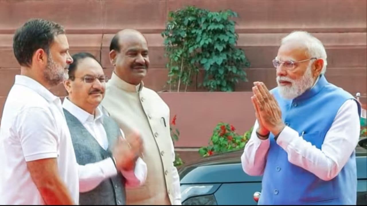 पीएम मोदी और राहुल गांधी के वायरल वीडियो-फोटो की चर्चा क्यों है पीएम मोदी और राहुल गांधी के वायरल वीडियो-फोटो की चर्चा क्यों है