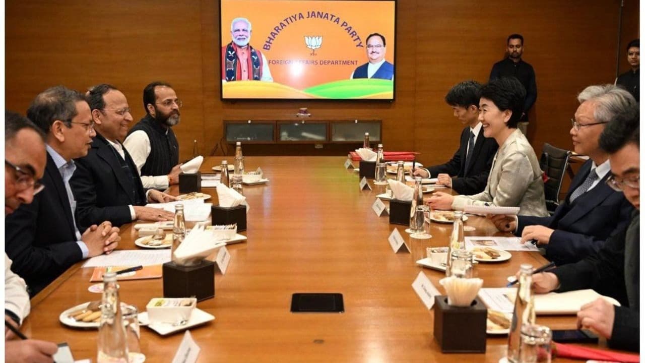 शक्सगाम घाटी पर चीन का दावा, बीजेपी की दिल्ली में गलबहियां, कांग्रेस का हमला शक्सगाम घाटी पर चीन का दावा, बीजेपी की दिल्ली में गलबहियां, कांग्रेस का हमला