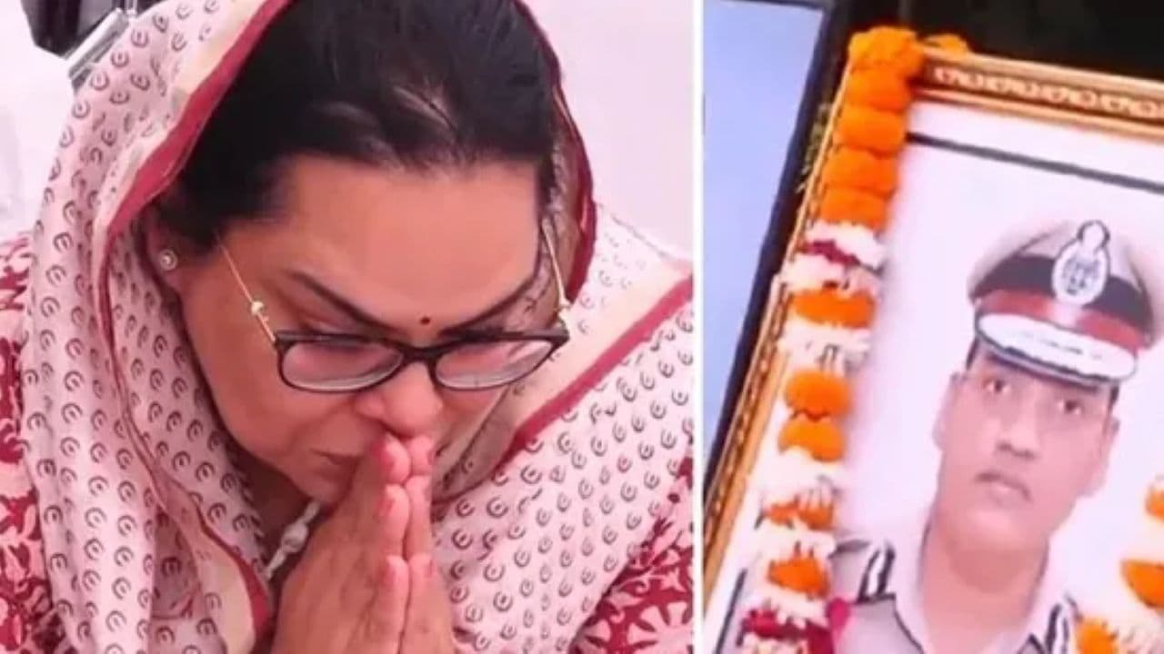 IPS पुरन कुमार खुदकुशी केसः पोस्टमॉर्टम अभी भी नहीं, बीजेपी नेता घर पर बैन IPS पुरन कुमार खुदकुशी केसः पोस्टमॉर्टम अभी भी नहीं, बीजेपी नेता घर पर बैन