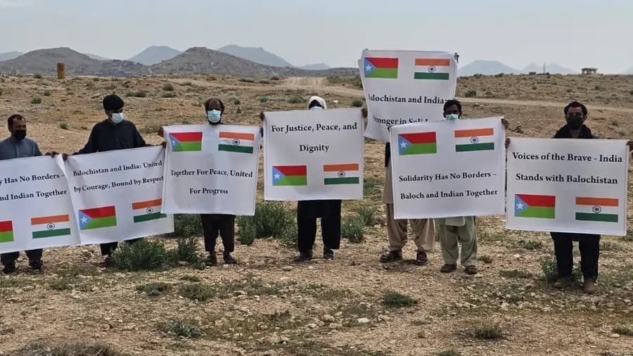 भारतीय सीमा के पास सेना तैनाती के प्रयास में चीन? बलोच नेता ने दी ख़तरे की चेतावनी भारतीय सीमा के पास सेना तैनाती के प्रयास में चीन? बलोच नेता ने दी ख़तरे की चेतावनी