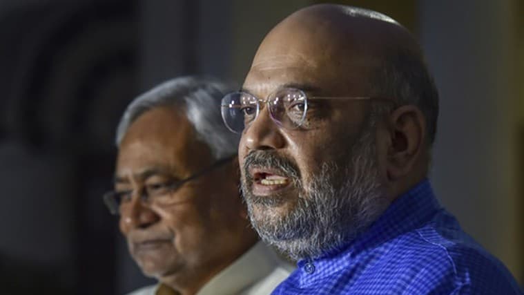 बिहार में अमित शाह की ‘घुसपैठ’ और सीन से गायब नीतीश? बिहार में अमित शाह की ‘घुसपैठ’ और सीन से गायब नीतीश?