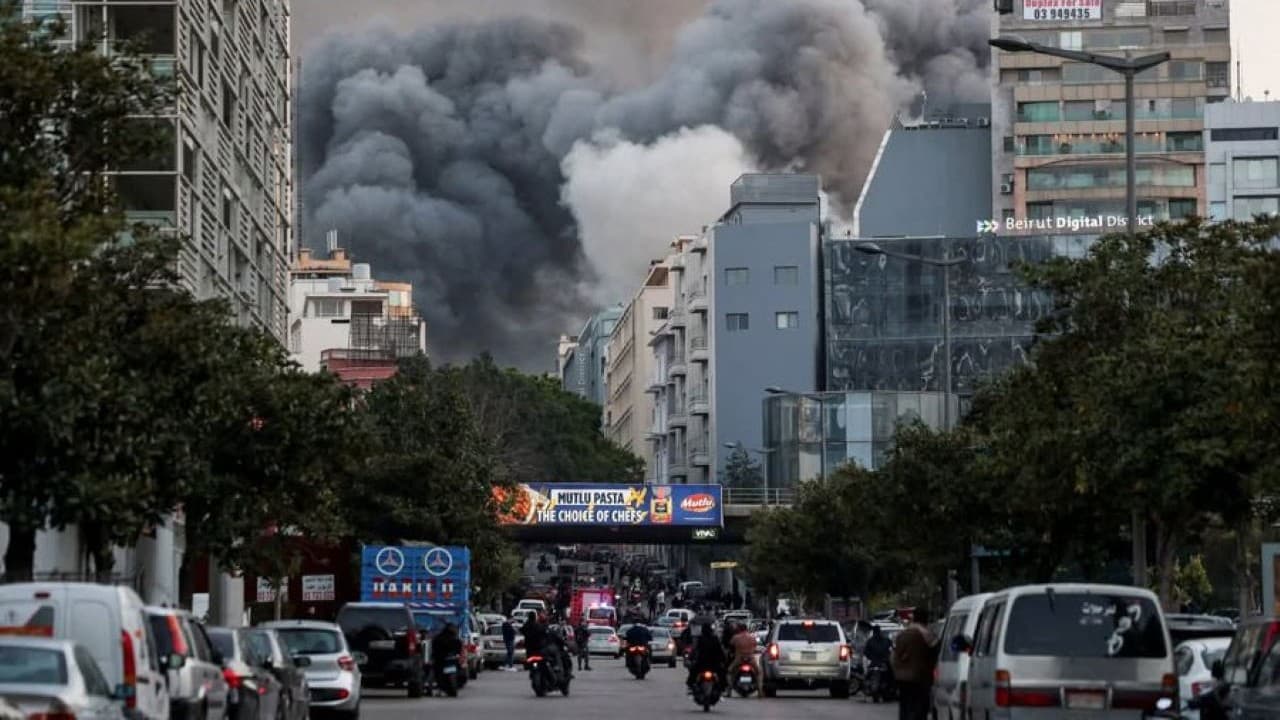 Live गल्फ में ईरान के हमले बढ़े, जर्मनी बोला- युद्ध बंद करो, ट्रंप क्या झूठ बोल रहे Live गल्फ में ईरान के हमले बढ़े, जर्मनी बोला- युद्ध बंद करो, ट्रंप क्या झूठ बोल रहे