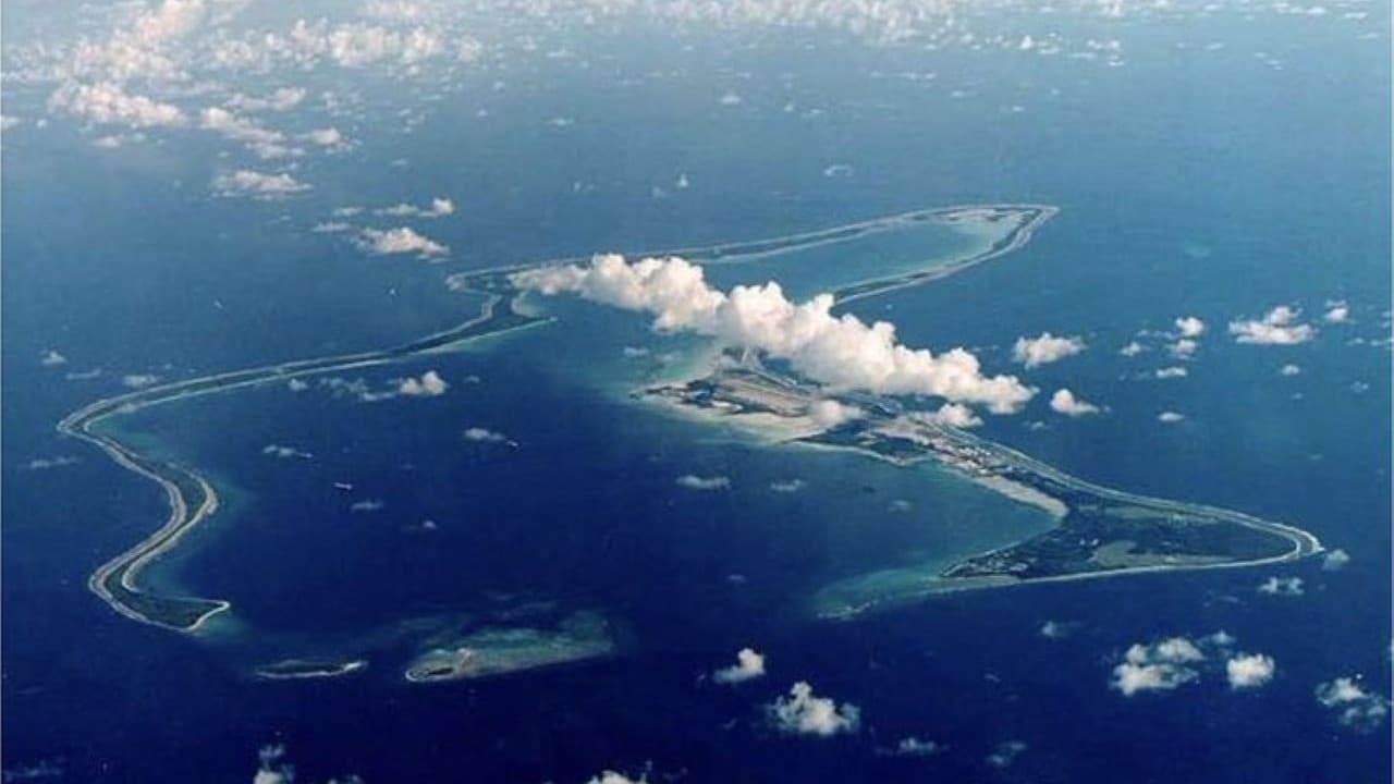 डिएगो गार्सियाः ईरान की क्षमता पर यूएस में बहस, सैन्य अड्डे पर मिसाइल ने चौंकाया डिएगो गार्सियाः ईरान की क्षमता पर यूएस में बहस, सैन्य अड्डे पर मिसाइल ने चौंकाया