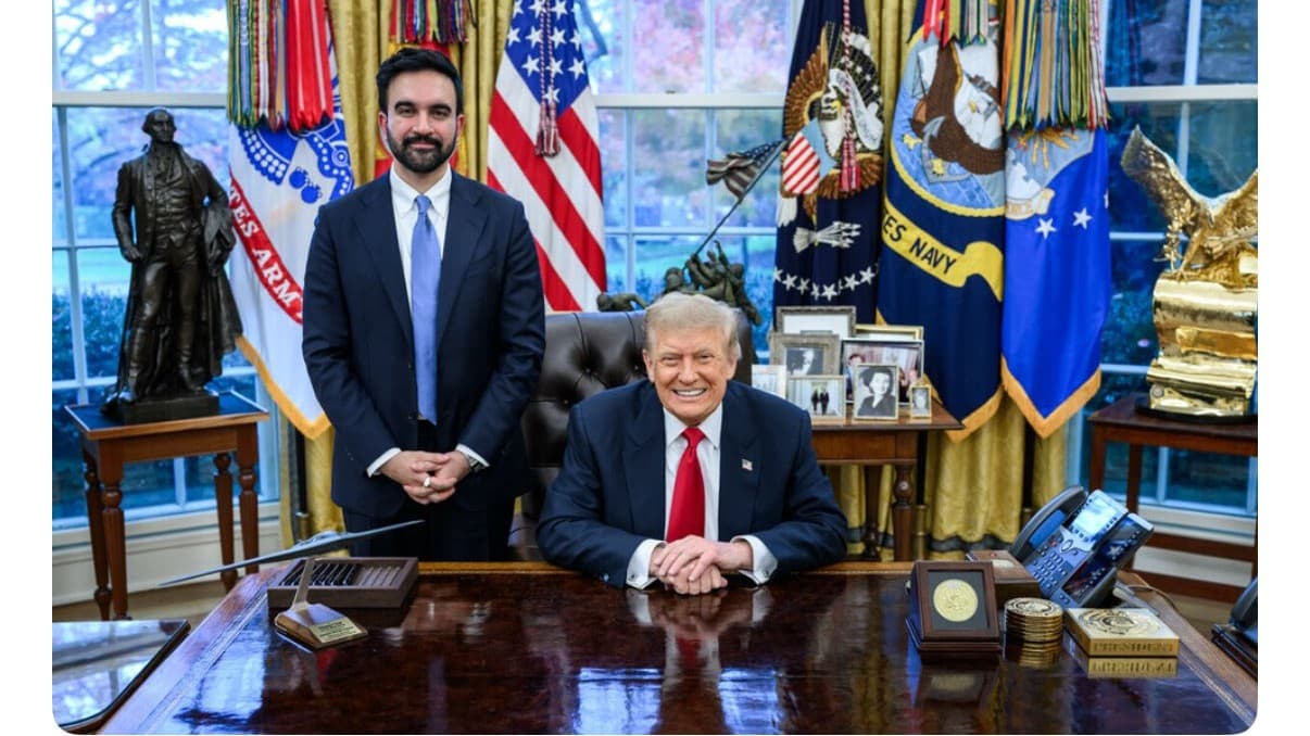 ट्रंप-ममदानी मुलाक़ात: फासिस्ट वाले सवाल पर राष्ट्रपति का मज़ेदार जवाब ट्रंप-ममदानी मुलाक़ात: फासिस्ट वाले सवाल पर राष्ट्रपति का मज़ेदार जवाब