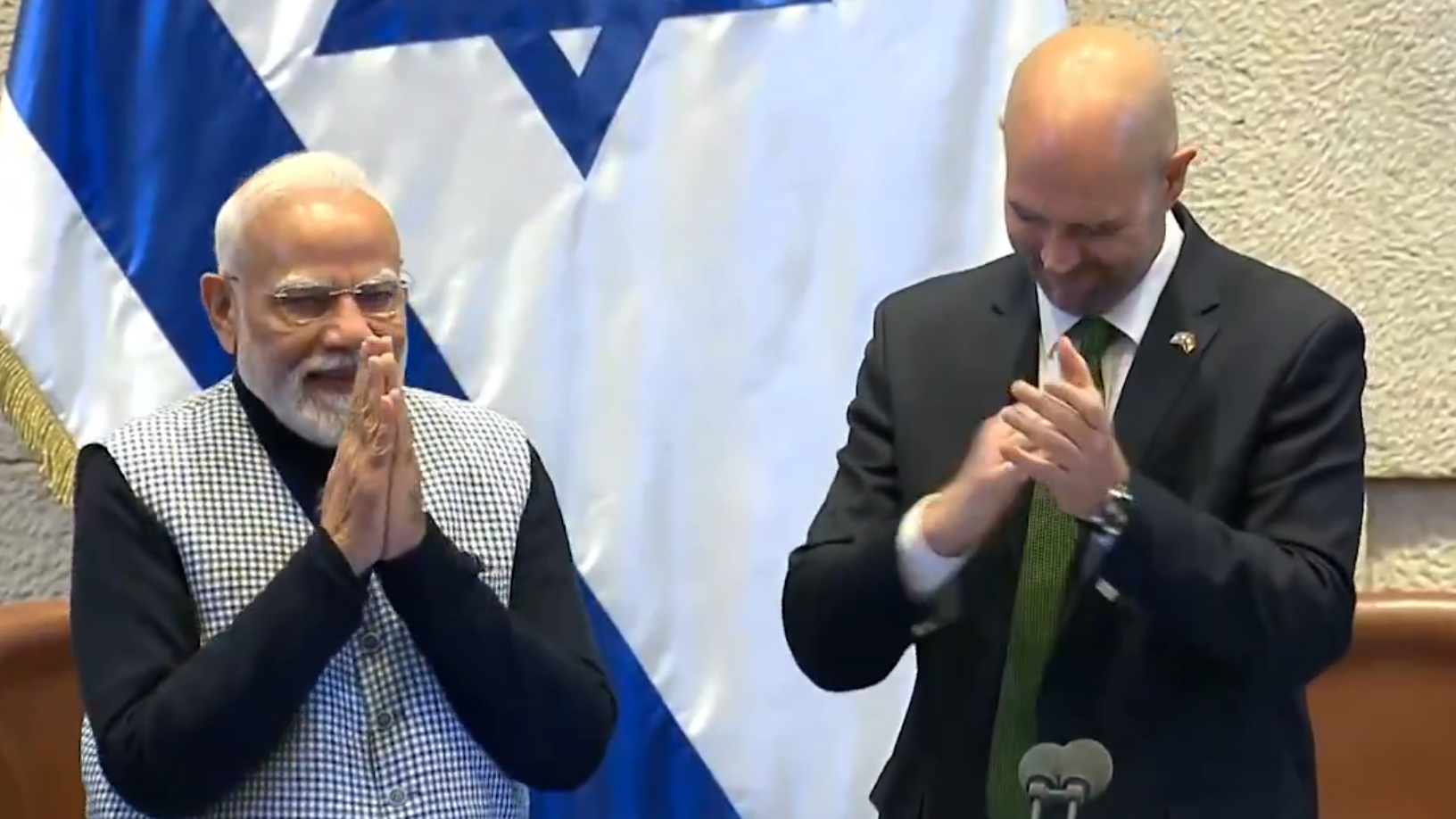 Live: हमास के खिलाफ भारत इसराइल के साथ खड़ा है: मोदी Live: हमास के खिलाफ भारत इसराइल के साथ खड़ा है: मोदी