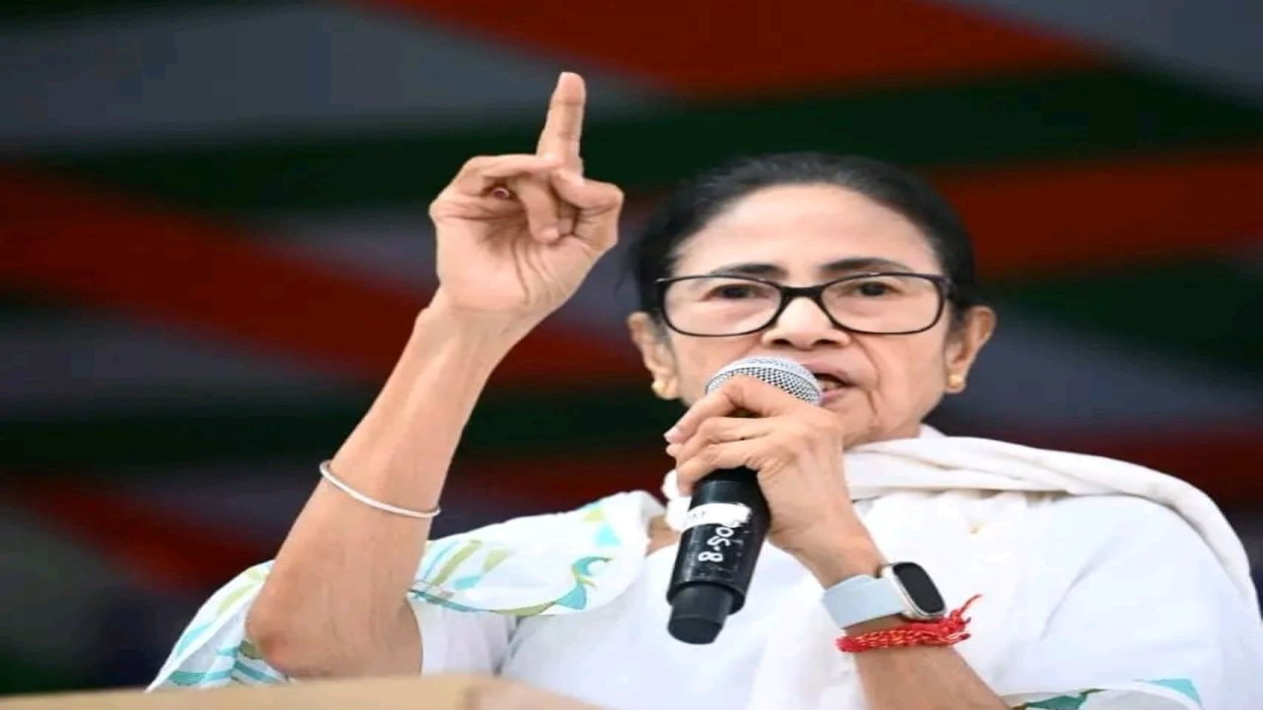 SIR पर ममता का बयान- अगर बंगाल में बीजेपी ने मुझे निशाना बनाया तो देश को हिला दूंगी SIR पर ममता का बयान- अगर बंगाल में बीजेपी ने मुझे निशाना बनाया तो देश को हिला दूंगी