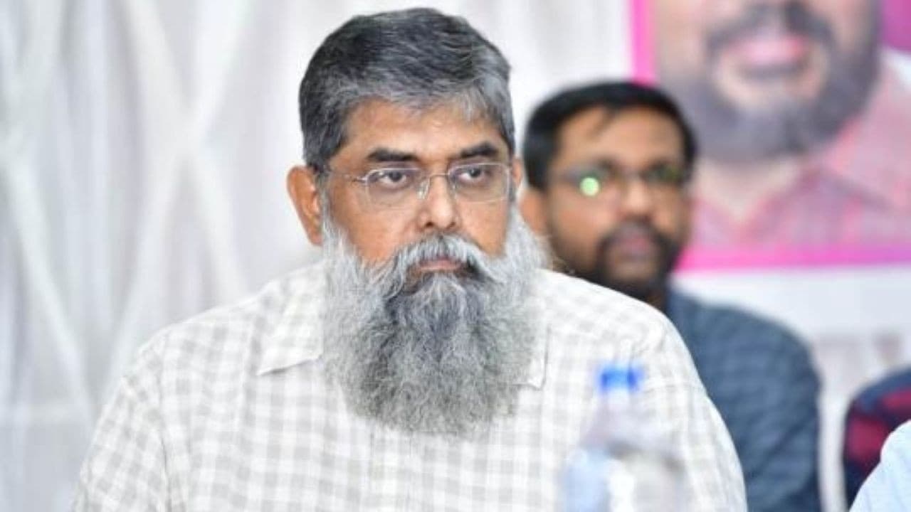 आर. राजगोपाल के मुद्दे पर विपक्षी दल और देश के पत्रकार चिंतित, तीखी प्रतिक्रियाएं आर. राजगोपाल के मुद्दे पर विपक्षी दल और देश के पत्रकार चिंतित, तीखी प्रतिक्रियाएं