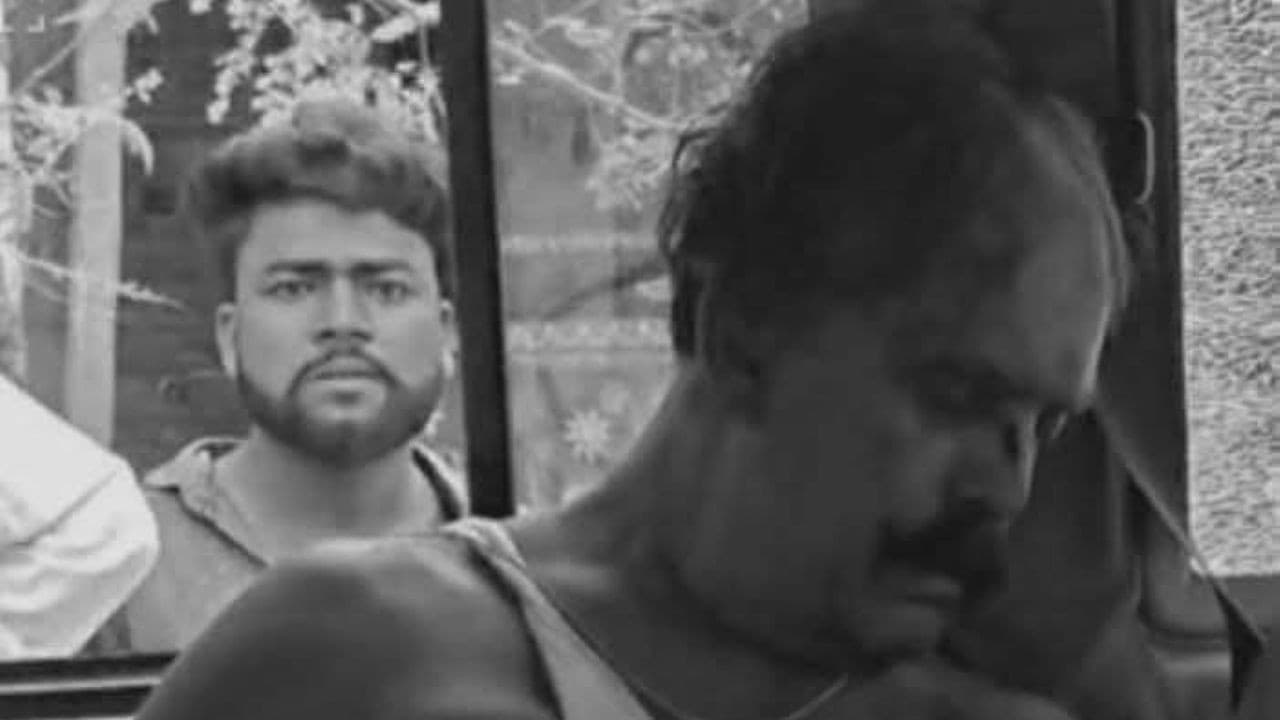 बिहार चुनावः मोकामा में भारी तनाव, ओबीसी नेता की हत्या के बाद एक और हमला बिहार चुनावः मोकामा में भारी तनाव, ओबीसी नेता की हत्या के बाद एक और हमला